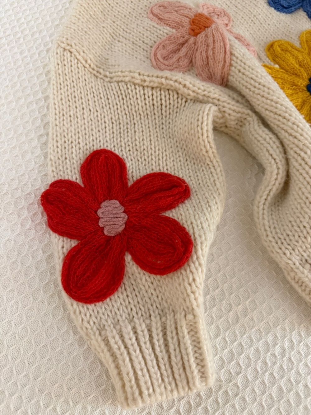 BiBi Cream Crewneck Boho Sweater with Multicolor Floral Appliqués Medium - Picture 5 of 11